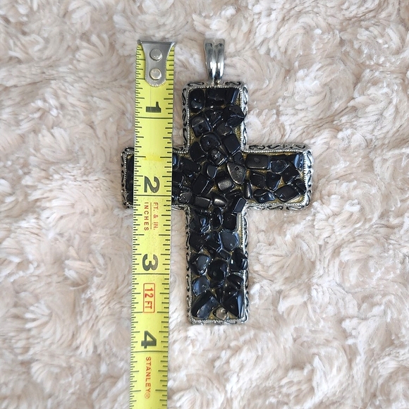 🎄Black Chunk Necklace w/ Black Stone Cross Pendant - Picture 6 of 11
